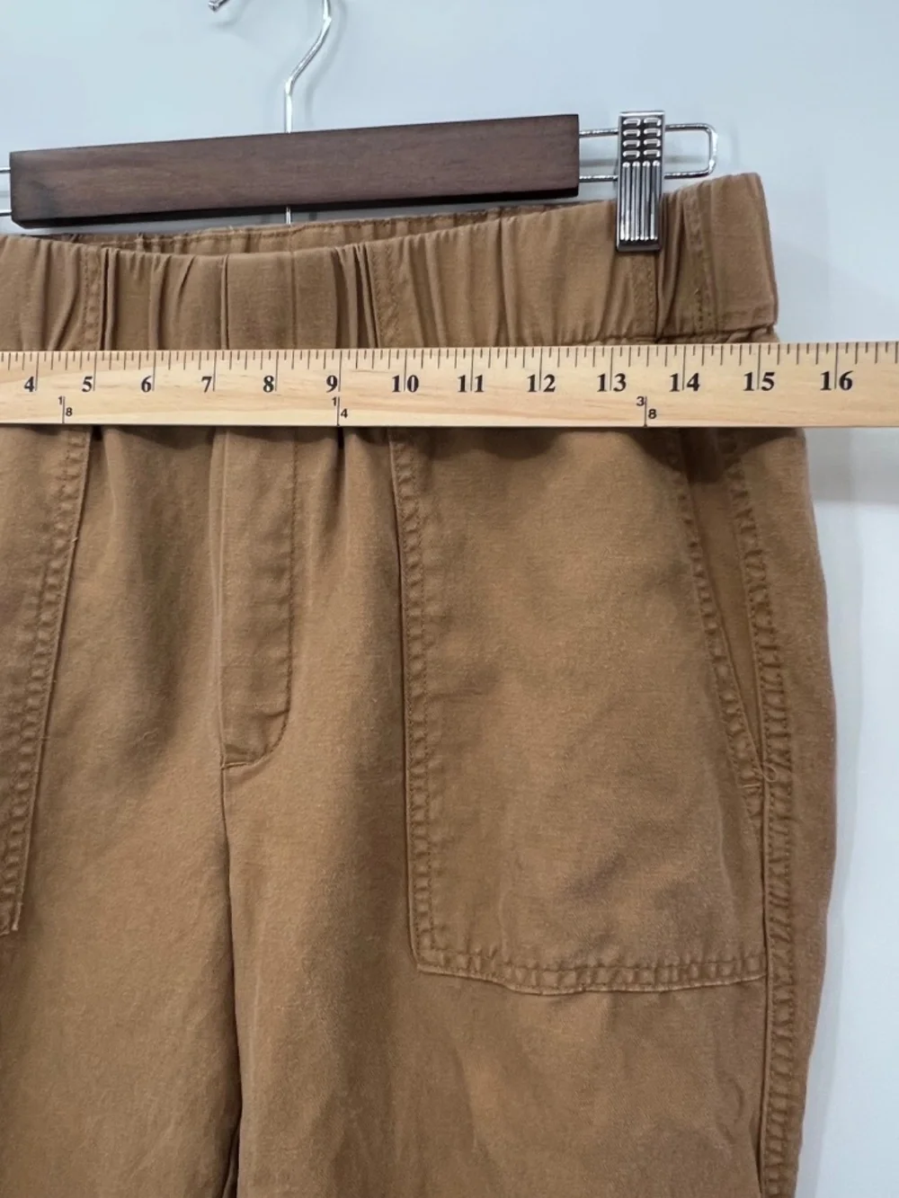 Banana Republic Sz M Brown/Tan Linen Blend Elastic Waist Pull On Cropped Pants